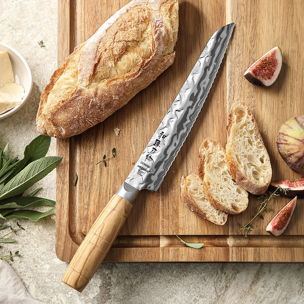 HEZHEN Serrated 9‑Layer Damascus 8.1'Bread Knife – 12Cr18MoV, Effortless Crust‑Cutting & Crumb Protection