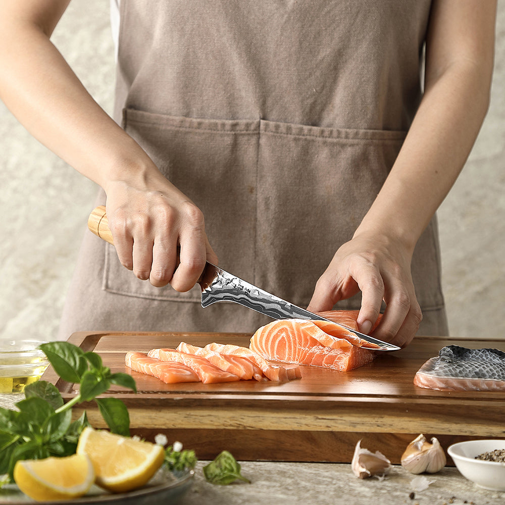 HEZHEN 7.2”Seafood Fillet Knife Professional 9-Layer Damascus,Razor Sharp Blade, Non-Slip Olive Wood Grip for Fish Deboning & Sashimi Cutting