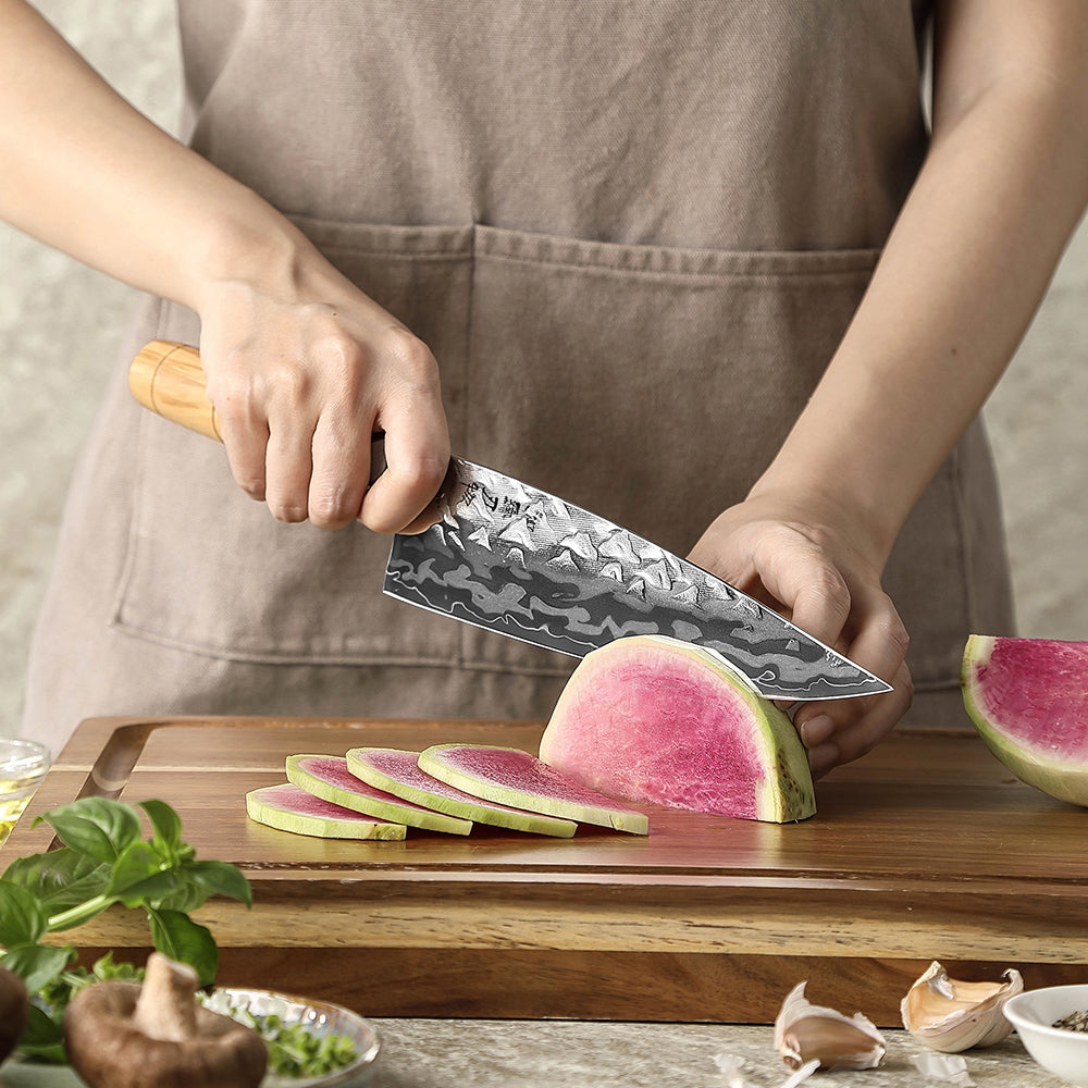 HEZHEN Premium 9‑Layer Damascus Chef‘s Knife – 12Cr18MoV Core, Olive Wood Handle & Ergonomic Relief